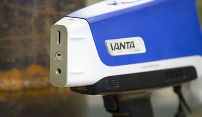 在测量焊缝时,可以使用焊罩配件。