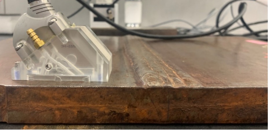 我们的第一种测试配置是厚度为25.4 mm的单个V形焊缝。测试使用带N55S楔块的5L64 A32探头进行。