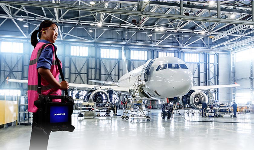 使用视频内窥镜摄像头进行飞机检测