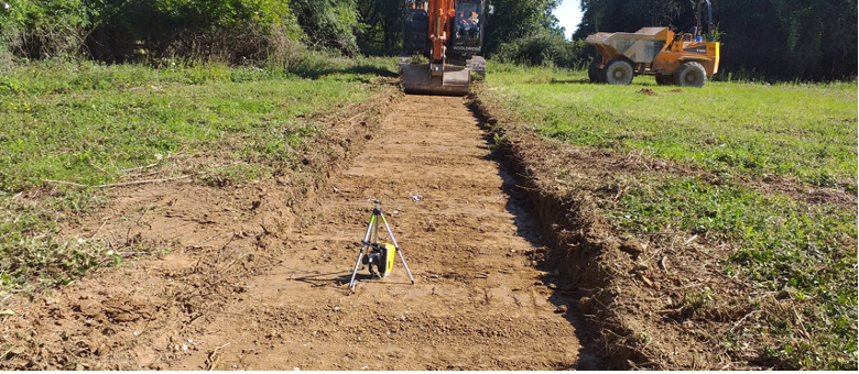 使用手持式XRF分析仪对土壤进行分析