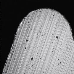 钻具遗留的碎屑