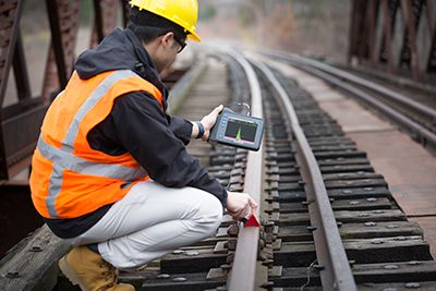 便携式探伤仪用于铁轨检测的功能