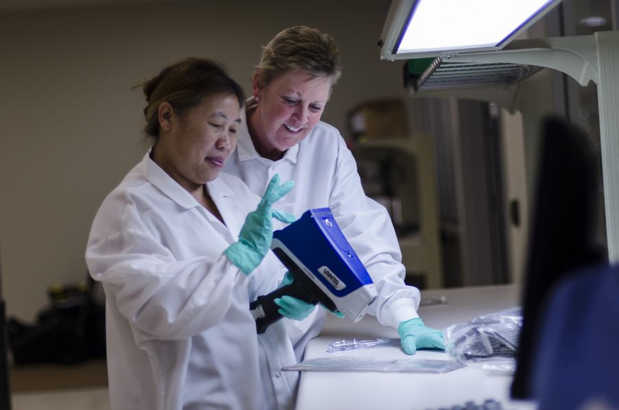 使用枪式X射线荧光分析仪筛查医疗器械原料中的管制元素