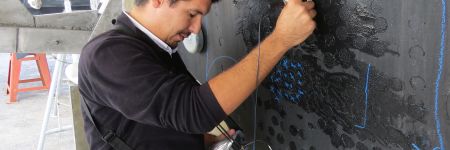 采用超声检测技术对船舶进行检测