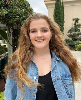 Julia Kagiliery,一名在科学刊物《国际煤炭地质学杂志》上发表论文的高中生。