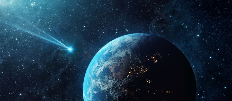 流星体飞向地球