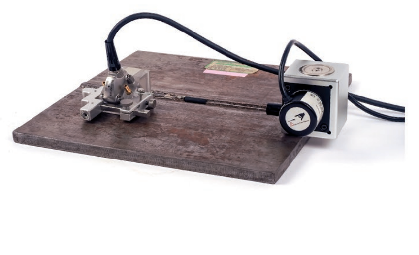 Evident的钢线编码器和通用托架,用于相控阵检测