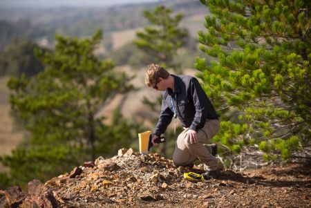 Real-time Geochemistry in the field