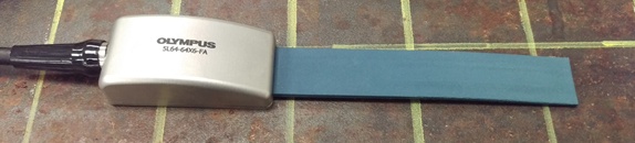 奥林巴斯的柔性阵列探头,用于检测带有弧面的碳纤维增强聚合物样件及其他具有复杂几何形状的工件。